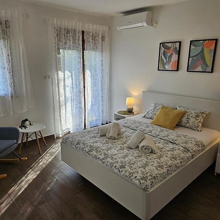 Kristy'S Place ツリクヴェニツァ エクステリア 写真